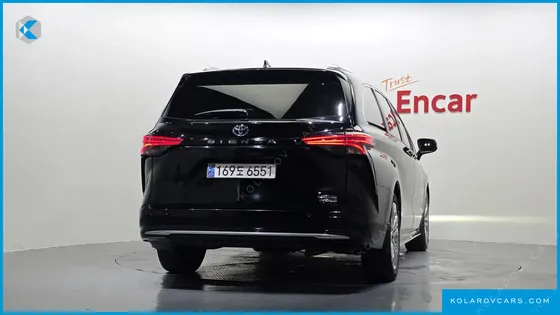 TOYOTA SIENNA 2.5 HYBRID 2WD