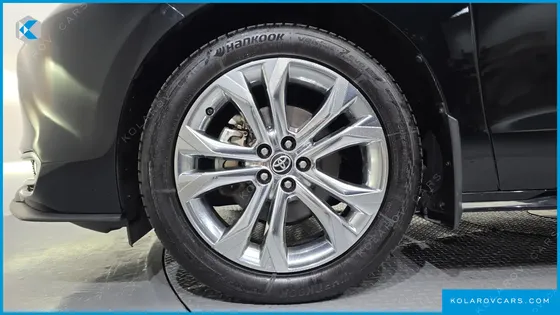 TOYOTA SIENNA 2.5 HYBRID 2WD