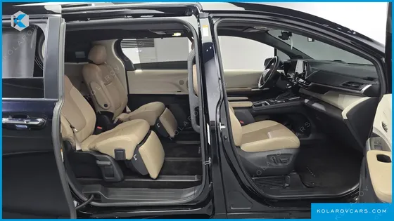 TOYOTA SIENNA 2.5 HYBRID 2WD