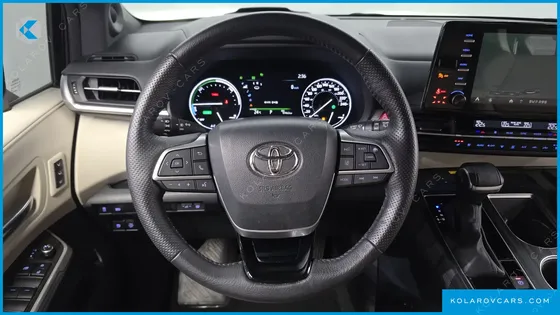 TOYOTA SIENNA 2.5 HYBRID 2WD