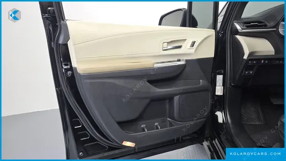TOYOTA SIENNA 2.5 HYBRID 2WD