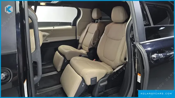 TOYOTA SIENNA 2.5 HYBRID 2WD