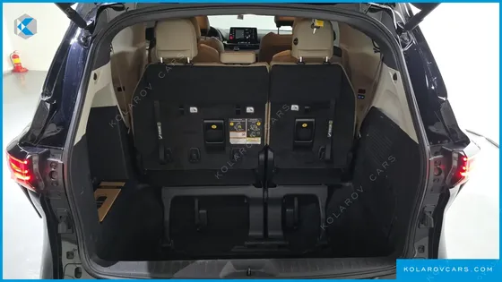 TOYOTA SIENNA 2.5 HYBRID 2WD