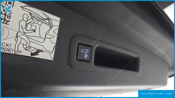 TOYOTA SIENNA 2.5 HYBRID 2WD