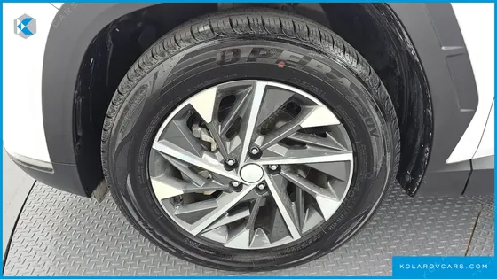 HYUNDAI TUCSON DIESEL 2.0 2WD