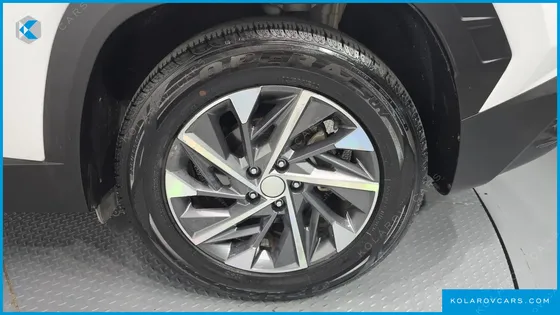 HYUNDAI TUCSON DIESEL 2.0 2WD