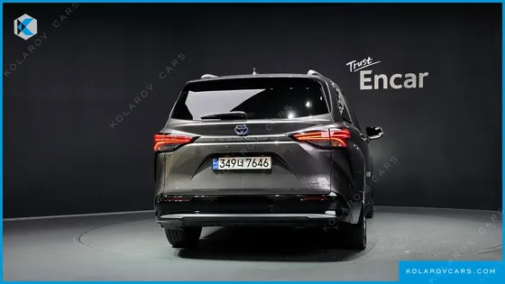TOYOTA SIENNA 2.5 HYBRID 2WD