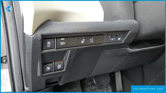 TOYOTA SIENNA 2.5 HYBRID 2WD