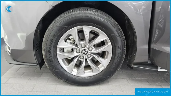 TOYOTA SIENNA 2.5 HYBRID AWD