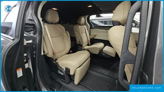 TOYOTA SIENNA 2.5 HYBRID AWD