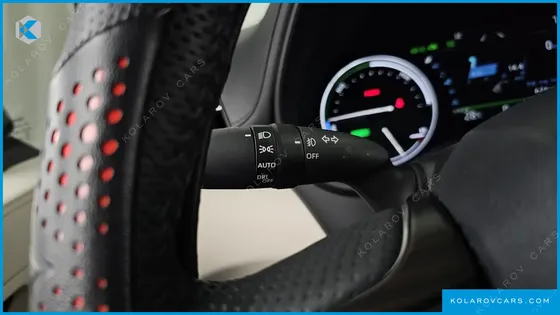 TOYOTA SIENNA 2.5 HYBRID AWD