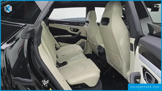 LAMBORGHINI URUS 4.0 V8