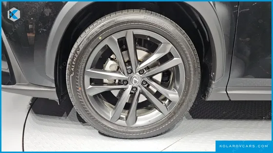 LEXUS NX PREMIUM