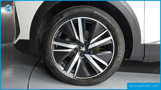 PEUGEOT 5008 1.2 PURE TECH GT
