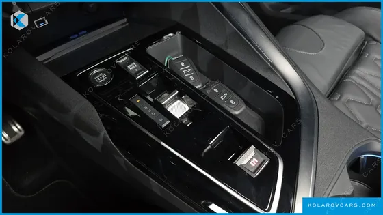 PEUGEOT 5008 1.2 PURE TECH GT