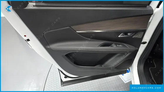 PEUGEOT 5008 1.2 PURE TECH GT