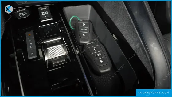 PEUGEOT 5008 1.2 PURE TECH GT