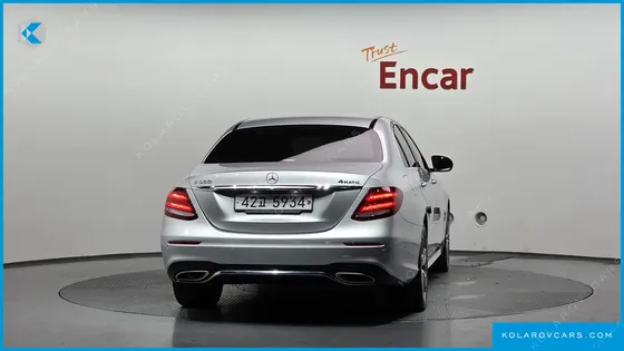 MERCEDES E-CLASS E300 AMG LINE