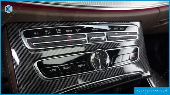 MERCEDES E-CLASS E300 AMG LINE
