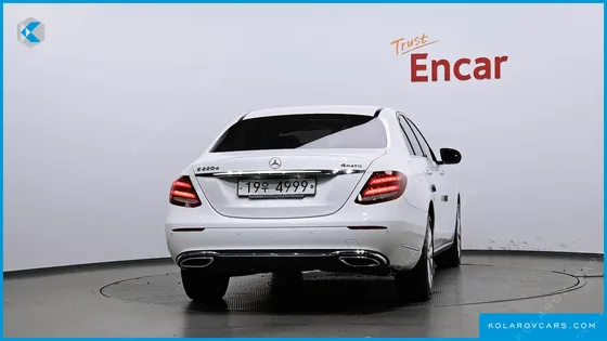MERCEDES E-CLASS E220D 4MATIC EXCLUSIVE