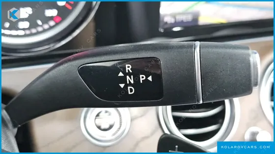 MERCEDES E-CLASS E220D 4MATIC EXCLUSIVE