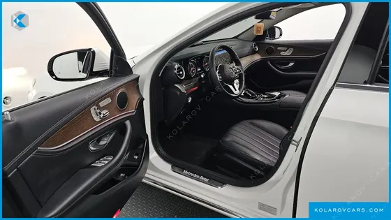 MERCEDES E-CLASS E220D 4MATIC EXCLUSIVE