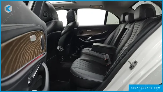 MERCEDES E-CLASS E220D 4MATIC EXCLUSIVE