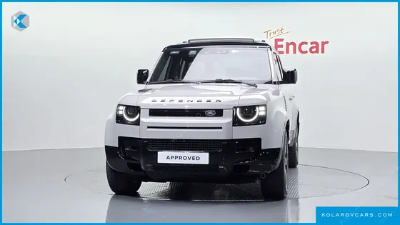 LAND ROVER DEFENDER 110 D300 X-DYNAMIC HSE