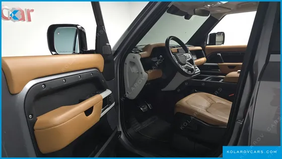 LAND ROVER DEFENDER 110 D300 HSE