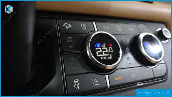 LAND ROVER DEFENDER 110 D300 HSE