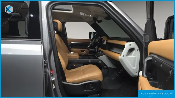 LAND ROVER DEFENDER 110 D300 HSE