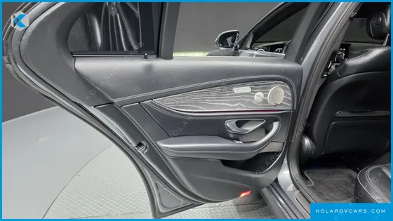 MERCEDES E-CLASS E350 4MATIC AMG LINE