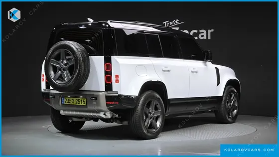 LAND ROVER DEFENDER 110 P300 X-DYNAMIC SE