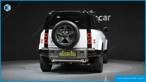 LAND ROVER DEFENDER 110 P300 X-DYNAMIC SE