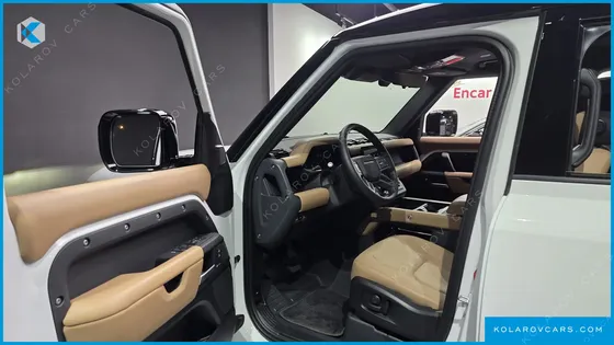 LAND ROVER DEFENDER 110 P300 X-DYNAMIC SE