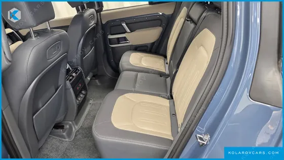 LAND ROVER DEFENDER 110 P300 X-DYNAMIC SE