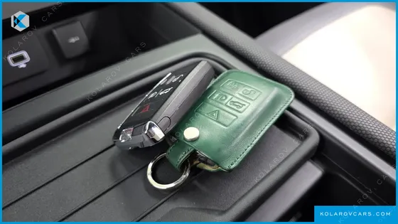 LAND ROVER DEFENDER 110 P300 X-DYNAMIC SE