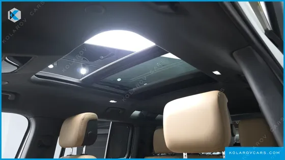 LAND ROVER DEFENDER 110 P300 X-DYNAMIC SE