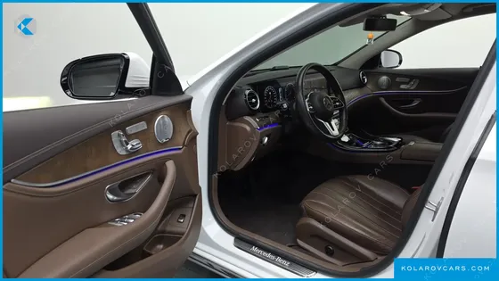 MERCEDES E-CLASS E300 4MATIC EXCLUSIVE