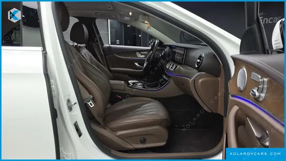 MERCEDES E-CLASS E300 4MATIC EXCLUSIVE