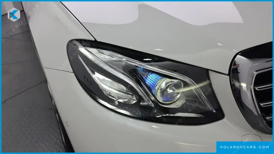 MERCEDES E-CLASS E300 4MATIC EXCLUSIVE