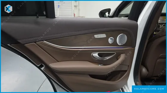 MERCEDES E-CLASS E300 4MATIC EXCLUSIVE