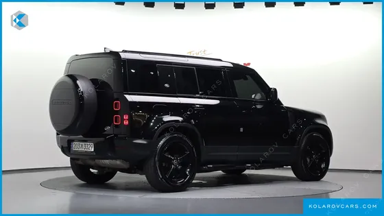 LAND ROVER DEFENDER 110 D300 HSE