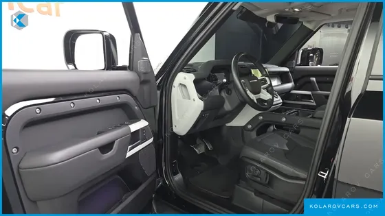 LAND ROVER DEFENDER 110 D300 HSE