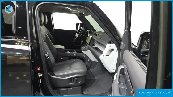 LAND ROVER DEFENDER 110 D300 HSE