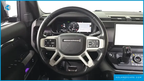 LAND ROVER DEFENDER 110 D300 HSE