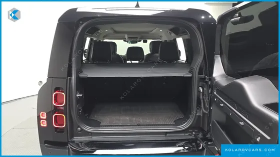 LAND ROVER DEFENDER 110 D300 HSE