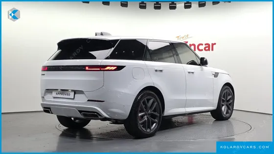 LAND ROVER RANGE ROVER SPORT P550E DYNAMIC HSE