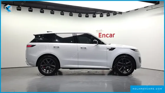 LAND ROVER RANGE ROVER SPORT P550E DYNAMIC HSE