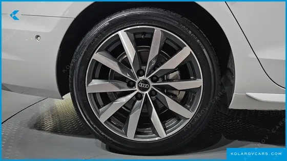 AUDI A4 40 TFSI PREMIUM